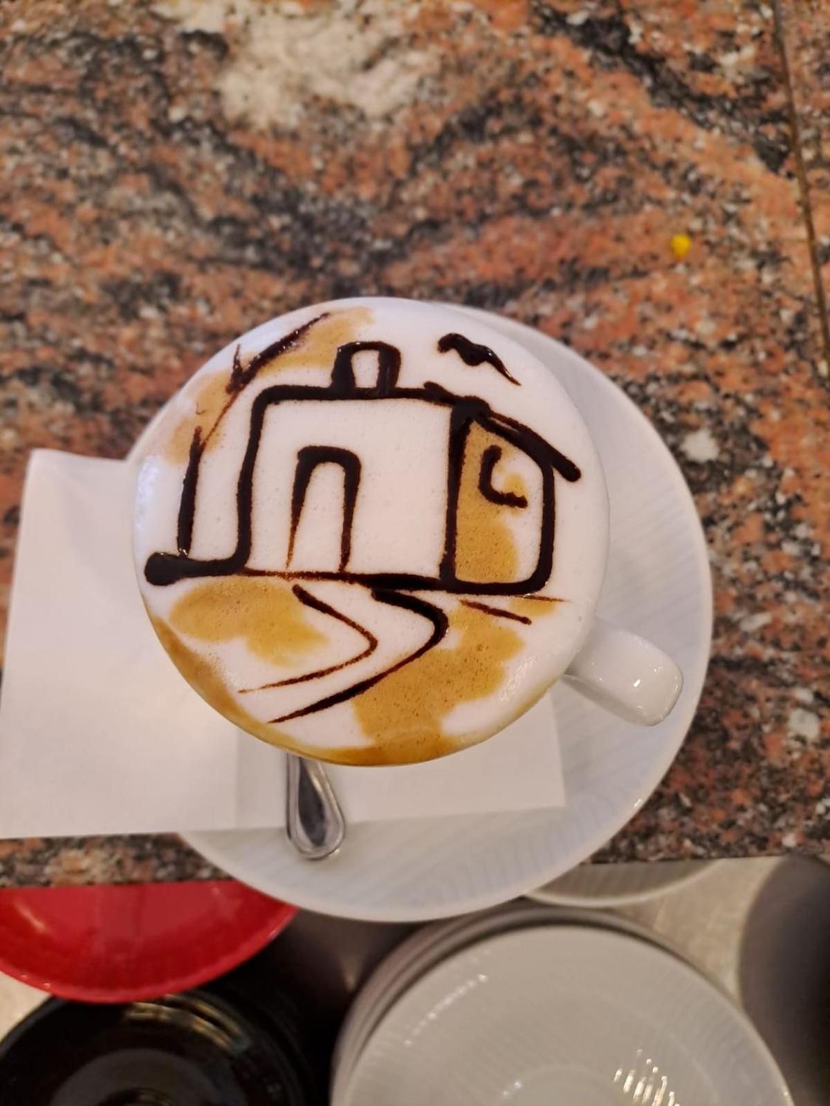סאסארי Hotel Grazia Deledda מראה חיצוני תמונה